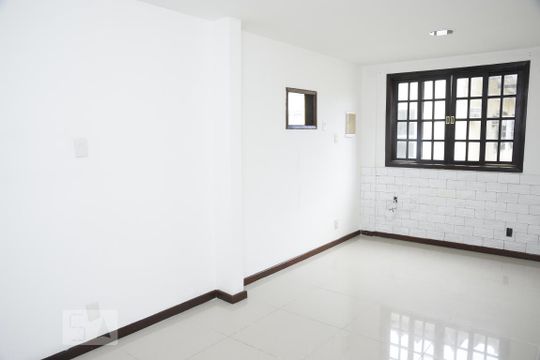 Apartamento à venda com 1 quarto, 50m² em Taquara, Rio de Janeiro