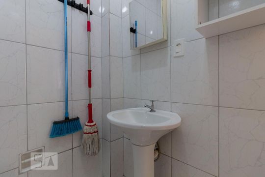 Banheiro de kitnet/studio à venda com 1 quarto, 35m² em Bela Vista, São Paulo