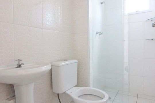 Banheiro de apartamento à venda com 2 quartos, 47m² em Vila Nova Cachoeirinha, São Paulo