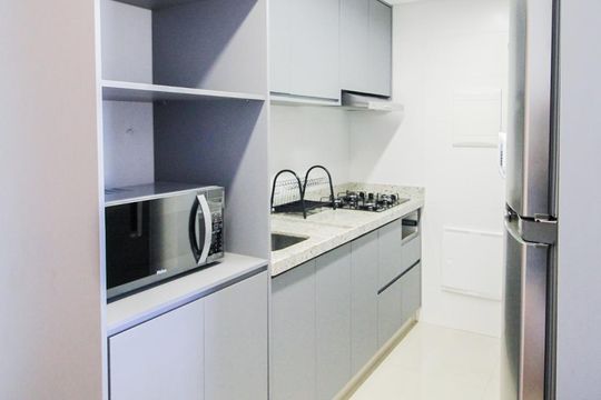Cozinha de kitnet/studio para alugar com 1 quarto, 43m² em St. Oeste, Goiânia