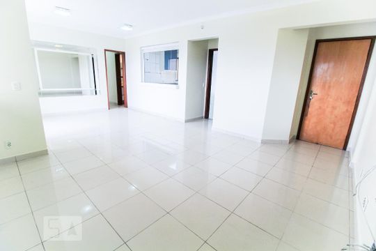 Sala de apartamento à venda com 3 quartos, 110m² em St. Pedro Ludovico, Goiânia