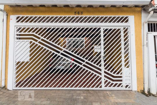 Fachada de casa à venda com 3 quartos, 145m² em Jardim Oriental, São Paulo