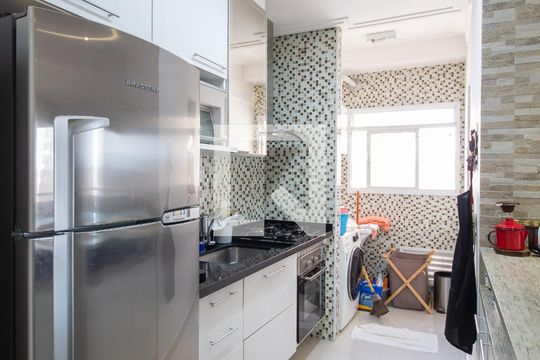 Cozinha de apartamento para alugar com 2 quartos, 67m² em Umuarama, Osasco