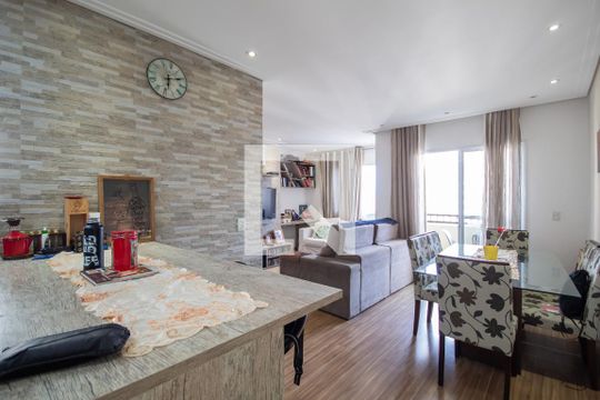 Apartamento para alugar com 2 quartos, 67m² em Umuarama, Osasco