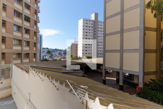Vista do Quarto 01 de apartamento à venda com 2 quartos, 62m² em Cambuí, Campinas