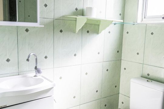 Banheiro de apartamento à venda com 2 quartos, 57m² em Cangaíba, São Paulo