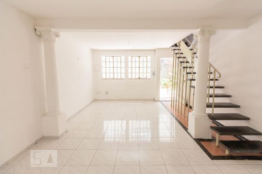 Casa à venda com 2 quartos, 120m² em Bom Retiro, São Paulo