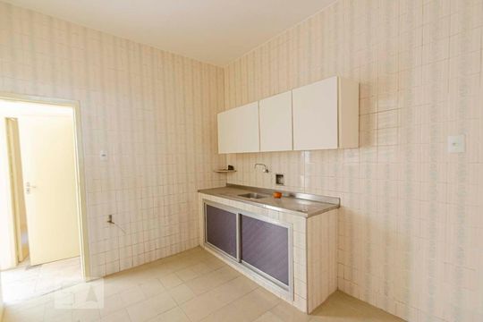 Cozinha de casa para alugar com 5 quartos, 210m² em São Cristóvão, Rio de Janeiro