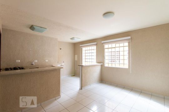 Apartamento para alugar com 3 quartos, 95m² em  Bairro Bacacheri, Curitiba
