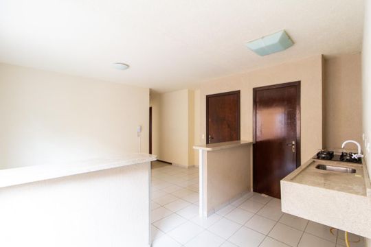 Cozinha de apartamento para alugar com 3 quartos, 95m² em  Bairro Bacacheri, Curitiba
