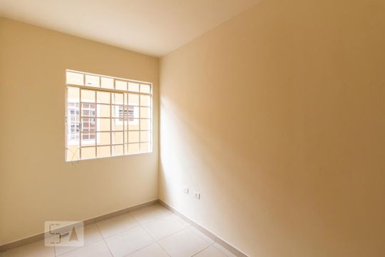 Quarto 1 de apartamento para alugar com 3 quartos, 95m² em  Bairro Bacacheri, Curitiba