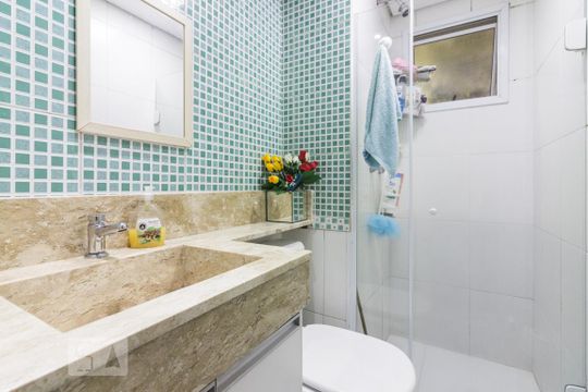 Banheiro de apartamento à venda com 2 quartos, 50m² em Limão, São Paulo