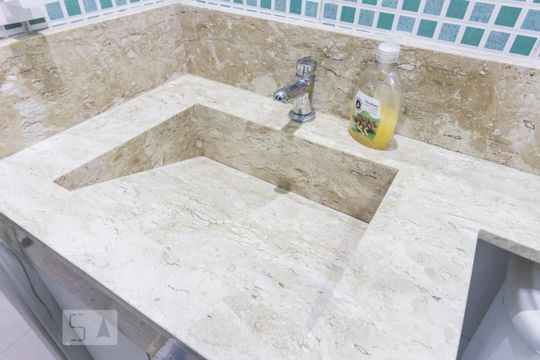 Banheiro de apartamento à venda com 2 quartos, 50m² em Limão, São Paulo