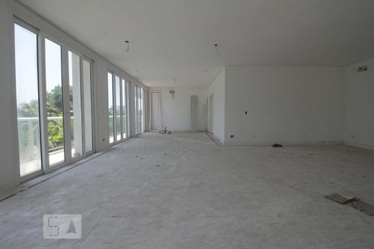 Casa de Condomínio à venda com 4 quartos, 820m² em Fazenda Morumbi, São Paulo