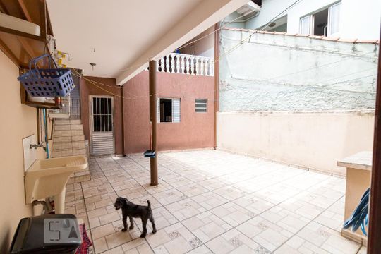 Área externa fundos de casa à venda com 3 quartos, 198m² em Ponte Grande, Guarulhos