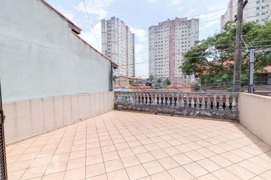 Varanda quarto 1 suíte de casa à venda com 3 quartos, 198m² em Ponte Grande, Guarulhos