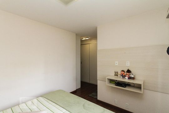 Suite de apartamento para alugar com 3 quartos, 130m² em Jardim Avelino, São Paulo