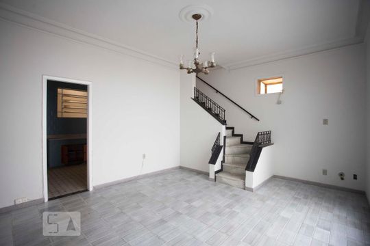 Casa para alugar com 2 quartos, 100m² em Tijuca, Rio de Janeiro