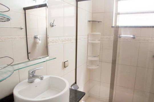 banheiro de apartamento à venda com 3 quartos, 115m² em Tijuca, Rio de Janeiro