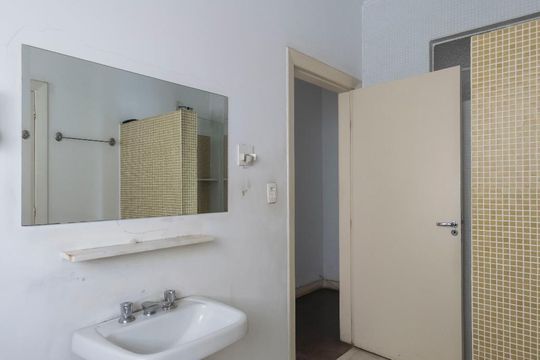 Banheiro de apartamento à venda com 3 quartos, 80m² em Cambuci, São Paulo