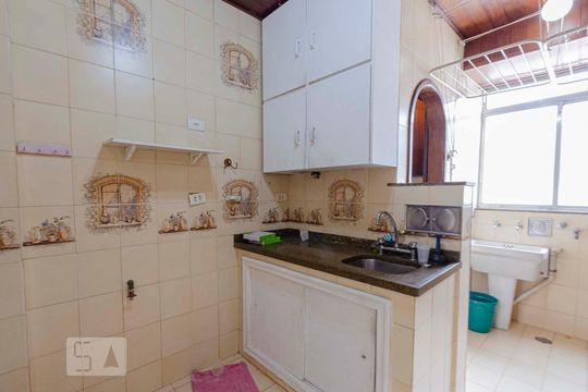 Cozinha de apartamento para alugar com 2 quartos, 75m² em Andaraí, Rio de Janeiro