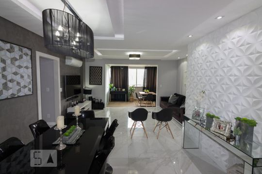 Sala de apartamento para alugar com 4 quartos, 150m² em Barra da Tijuca, Rio de Janeiro