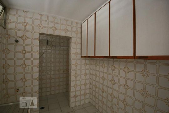 Cozinha de apartamento para alugar com 1 quarto, 40m² em Consolação, São Paulo