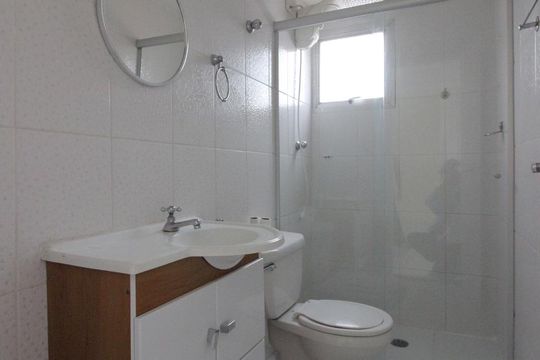 Banheiro de apartamento à venda com 2 quartos, 70m² em Lauzane Paulista, São Paulo