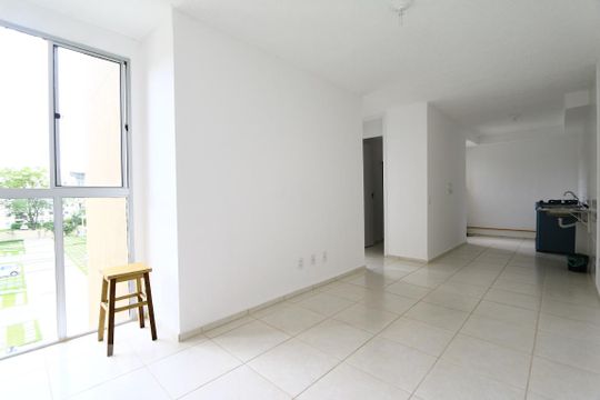 Sala  de apartamento para alugar com 2 quartos, 50m² em Jacarepaguá, Rio de Janeiro