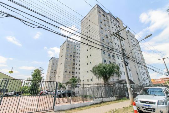 Apartamento à venda com 2 quartos, 50m² em Protásio Alves, Porto Alegre