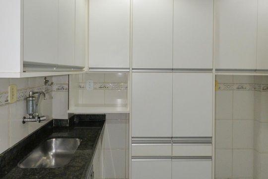Cozinha de apartamento à venda com 3 quartos, 98m² em Alto da Boa Vista, Rio de Janeiro