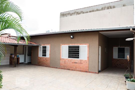Casa à venda com 3 quartos, 200m² em São João Batista (venda Nova), Belo Horizonte