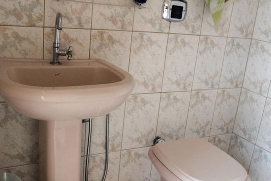 Banheiro 1 de casa à venda com 3 quartos, 200m² em São João Batista (venda Nova), Belo Horizonte