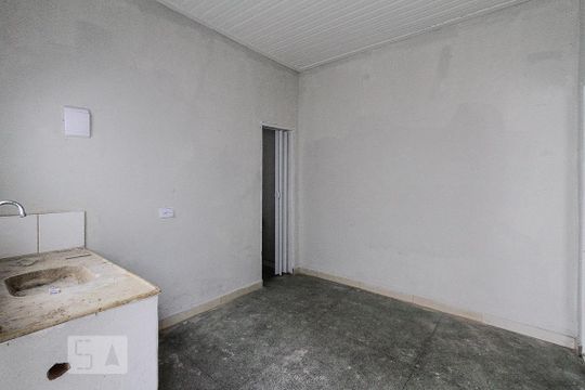 Cozinha de apartamento para alugar com 1 quarto, 30m² em Chácara Mafalda, São Paulo