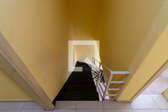 2o. Andar - Escadas de casa à venda com 4 quartos, 103m² em Vila Gumercindo, São Paulo