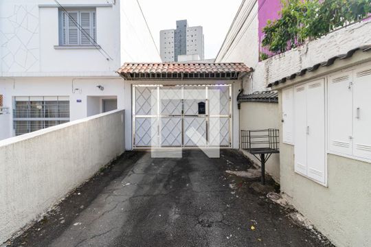 Fachada de casa à venda com 4 quartos, 103m² em Vila Gumercindo, São Paulo