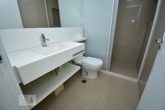 Banheiro 2 de apartamento à venda com 3 quartos, 88m² em Guará Ii, Brasília