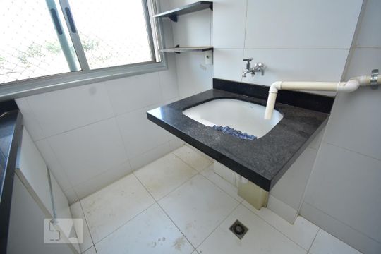 Área de Serviço de apartamento à venda com 3 quartos, 88m² em Guará Ii, Brasília