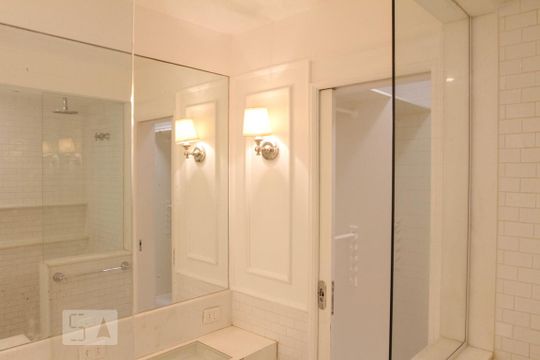 Banheiro do Quarto 3 - Suíte de casa à venda com 4 quartos, 400m² em Gávea, Rio de Janeiro