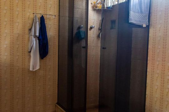 banheiro de casa à venda com 4 quartos, 600m² em Engenho da Rainha, Rio de Janeiro