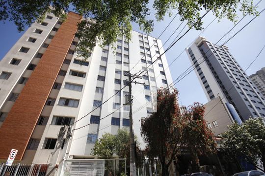 Fachada de apartamento para alugar com 2 quartos, 65m² em Paraíso, São Paulo