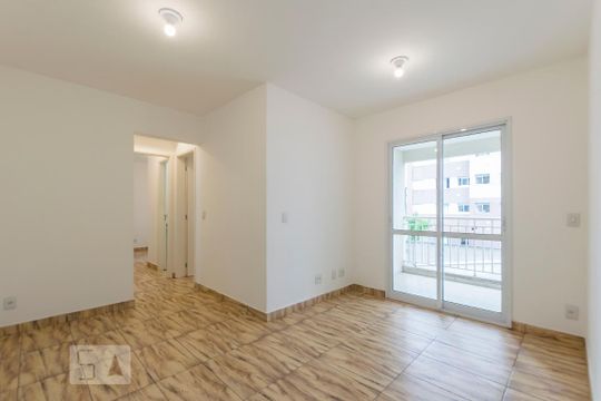 Apartamento para alugar com 2 quartos, 56m² em Cambuci, São Paulo