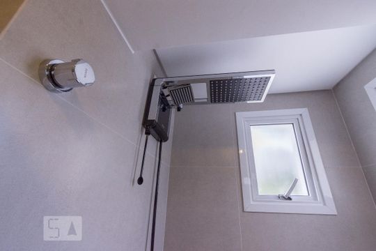 Banheiro - Chuveiro de kitnet/studio à venda com 1 quarto, 22m² em Mercês, Curitiba