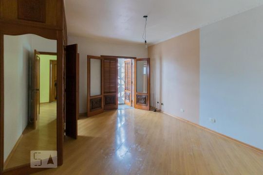 Suíte de casa à venda com 3 quartos, 198m² em Vila Rui Barbosa, São Paulo