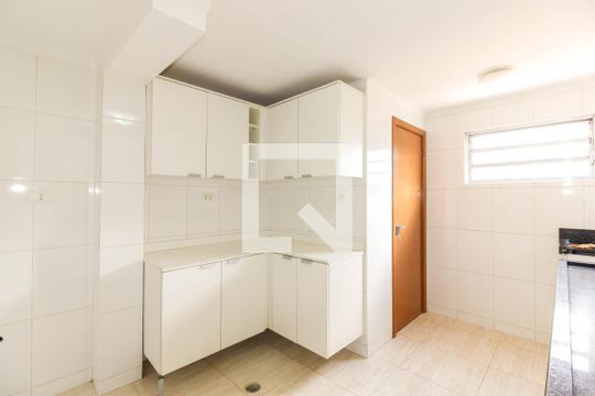 Cozinha de apartamento à venda com 2 quartos, 70m² em Guaiaúna, São Paulo