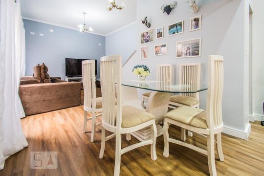 Sala de casa para alugar com 4 quartos, 260m² em Vila Moraes, São Paulo