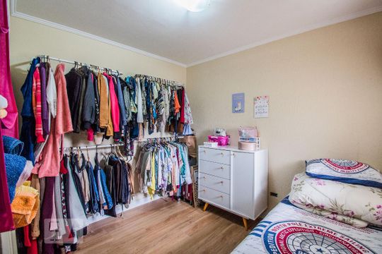 Quarto 1 de casa para alugar com 4 quartos, 260m² em Vila Moraes, São Paulo
