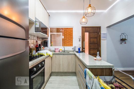 Cozinha de casa para alugar com 4 quartos, 260m² em Vila Moraes, São Paulo