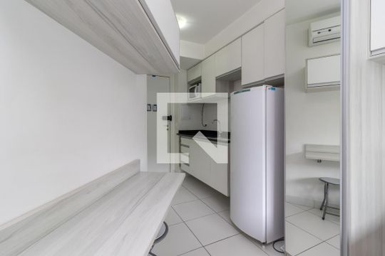 Quarto e Sala de apartamento à venda com 1 quarto, 20m² em Santana, São Paulo