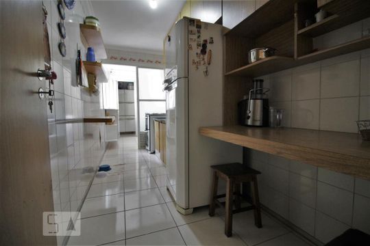 Cozinha de apartamento à venda com 3 quartos, 93m² em Vila Andrade, São Paulo